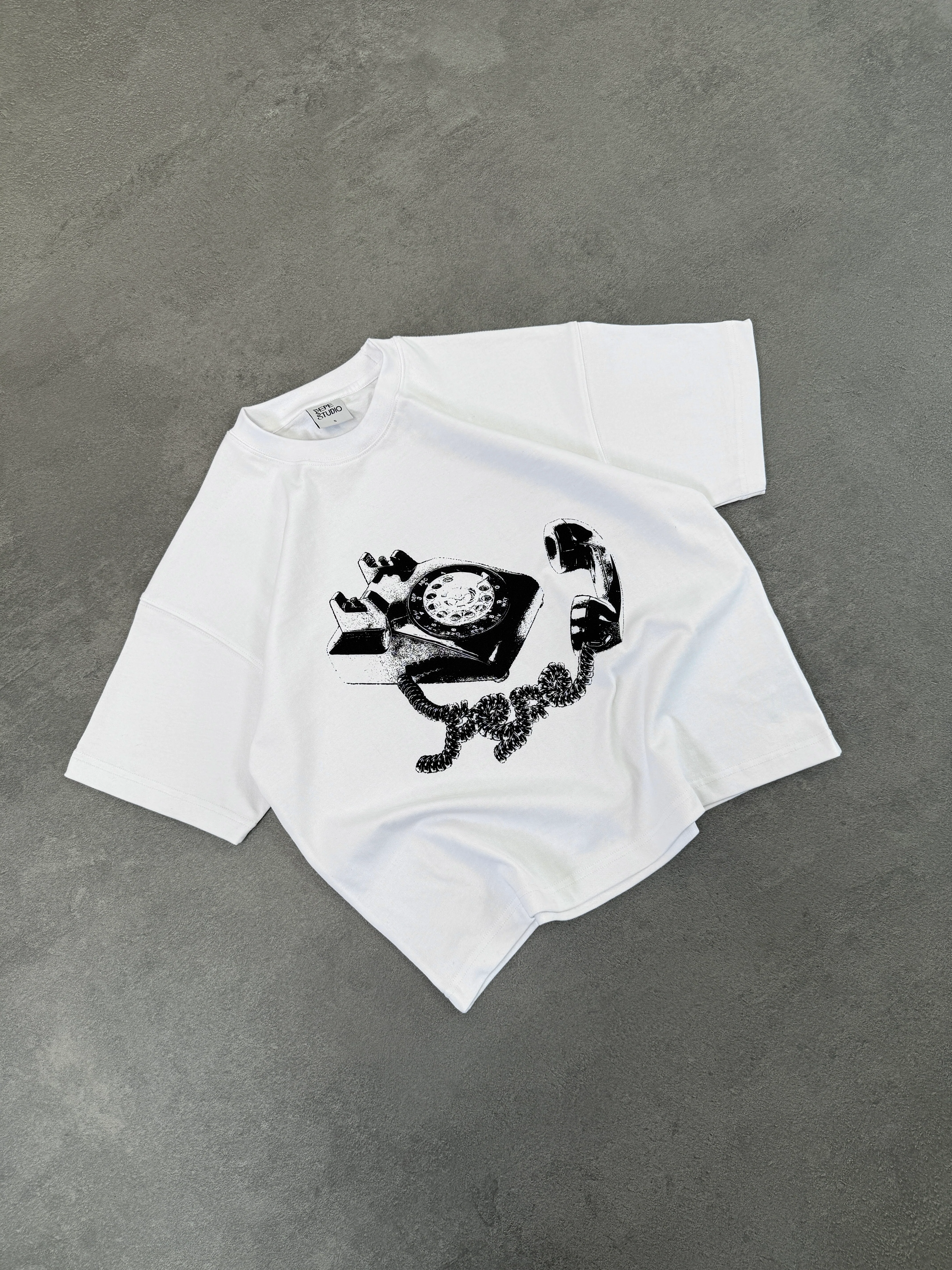 PEPE PHONE TEE - Image 3