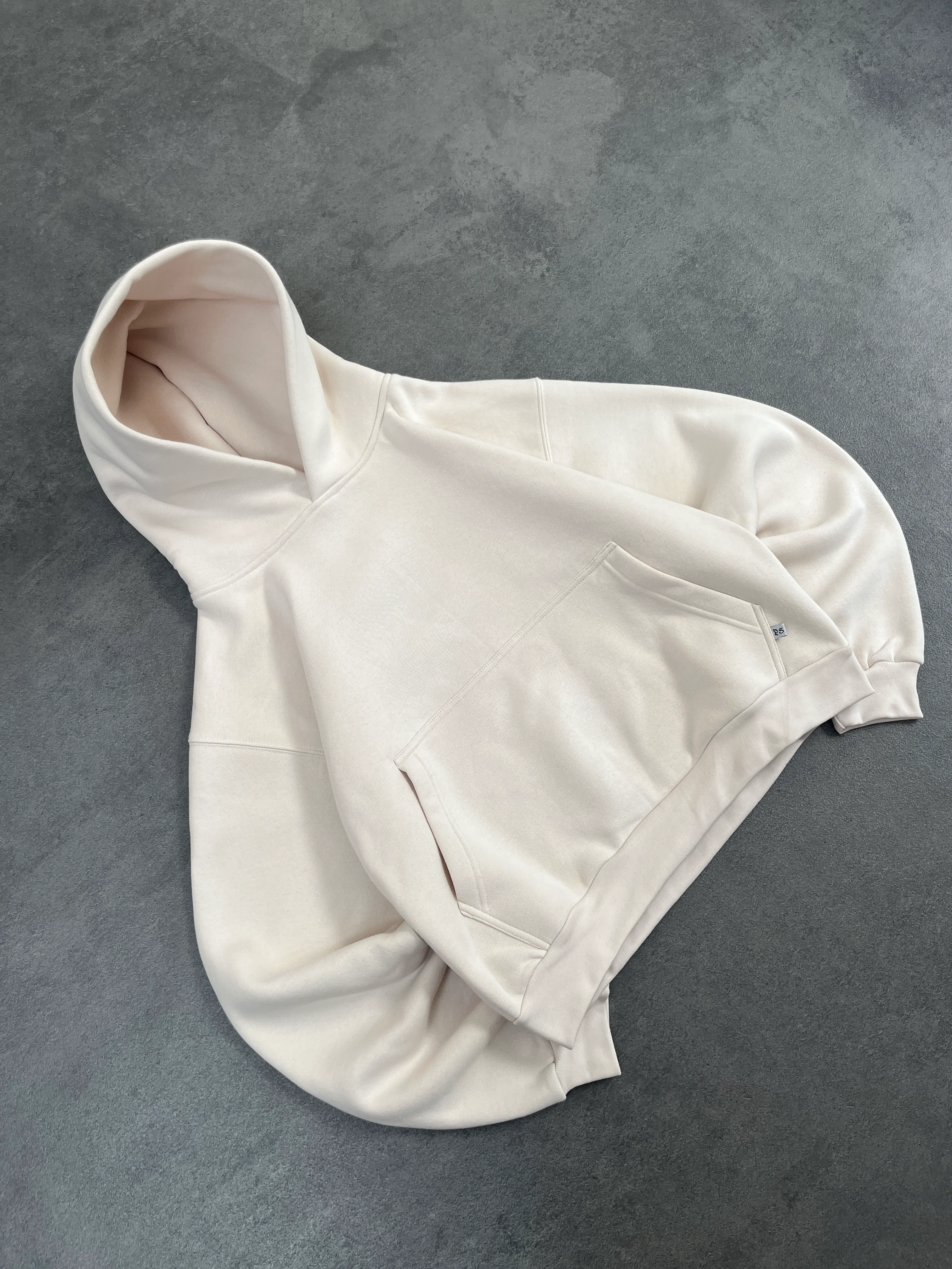 SAND HOODIE - Image 2
