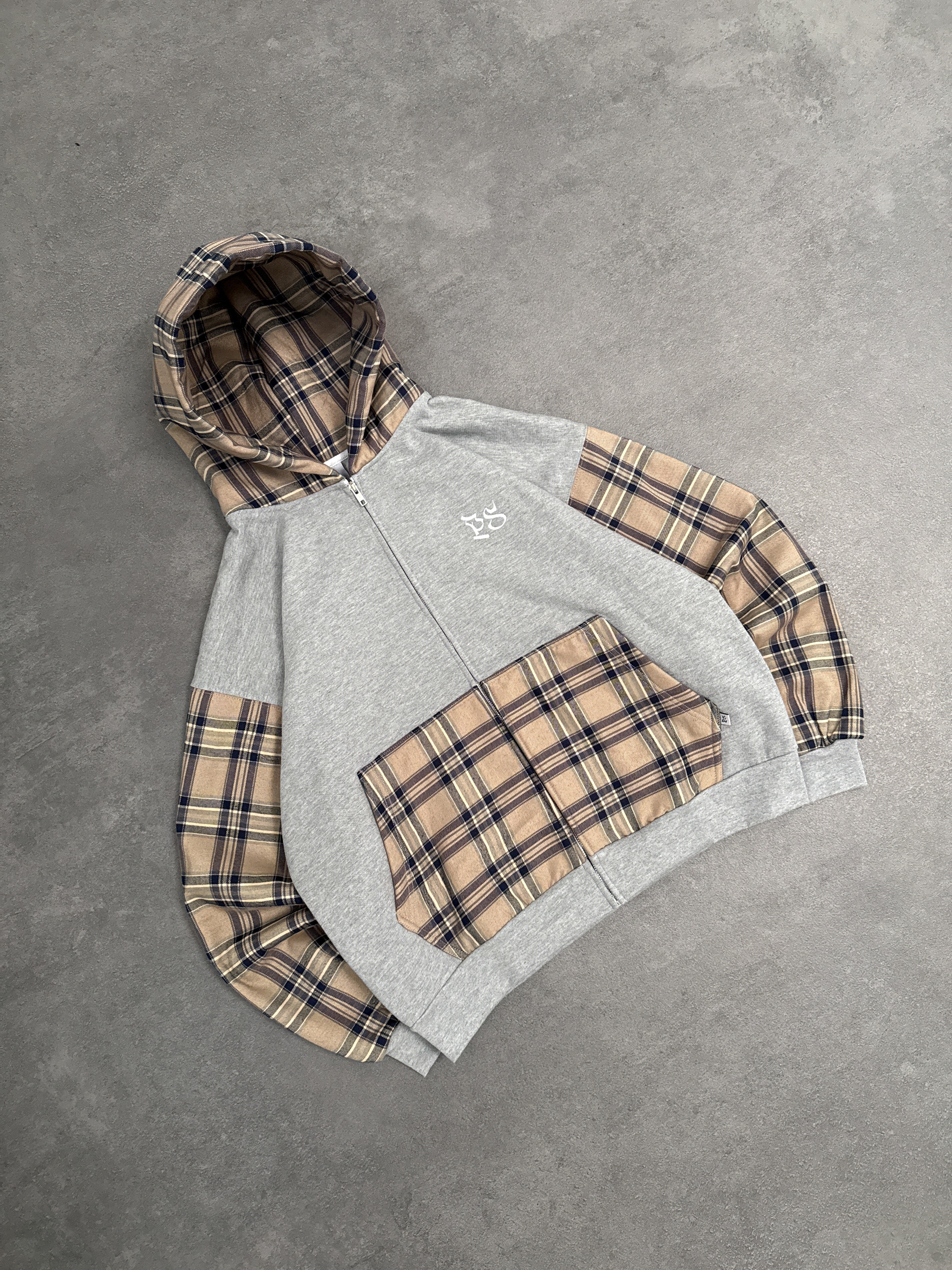The Legacy Zip-Hoodie – Beige Edition - Image 2