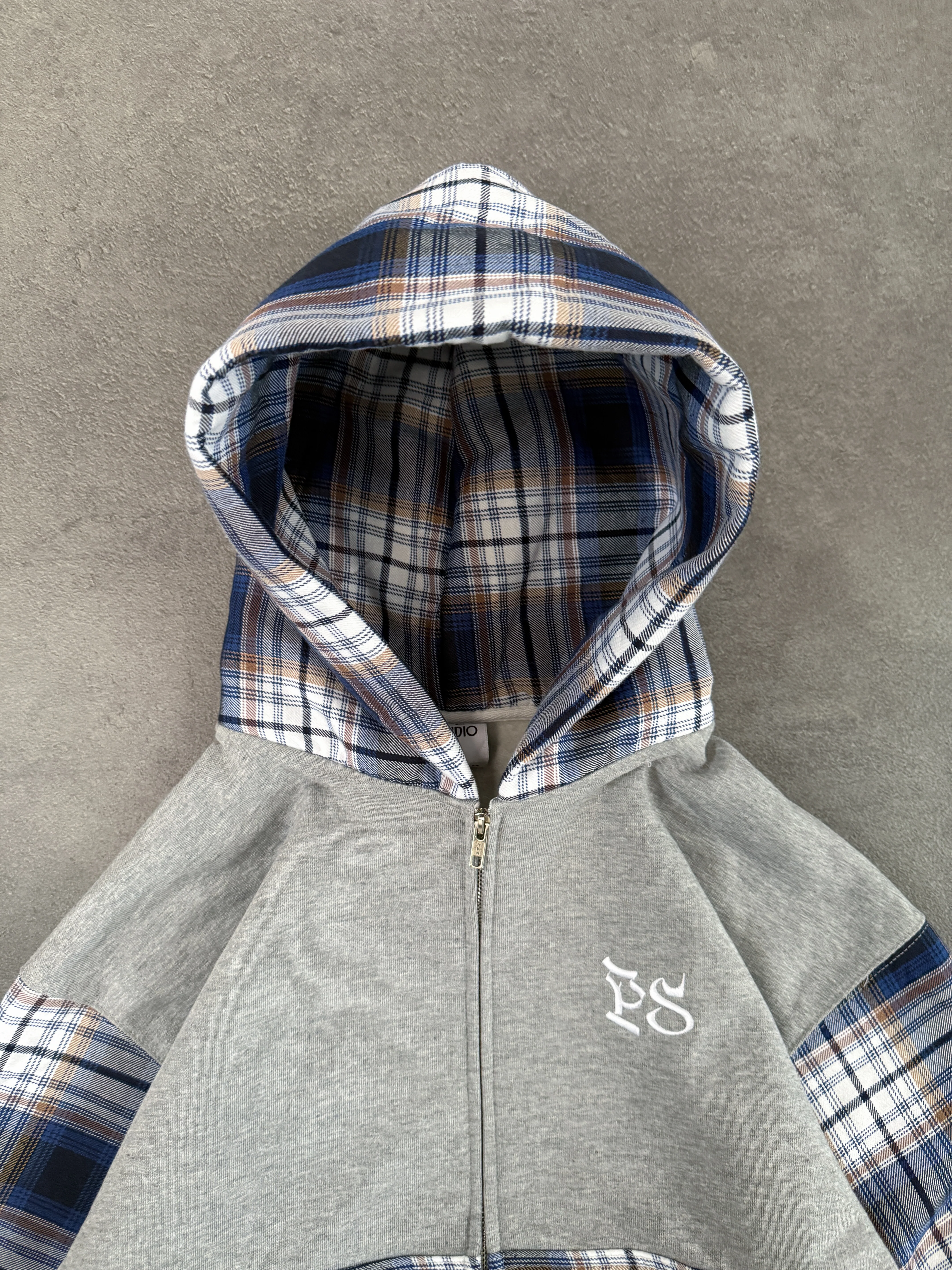 The Legacy Zip-Hoodie - Navy Edition - Image 4