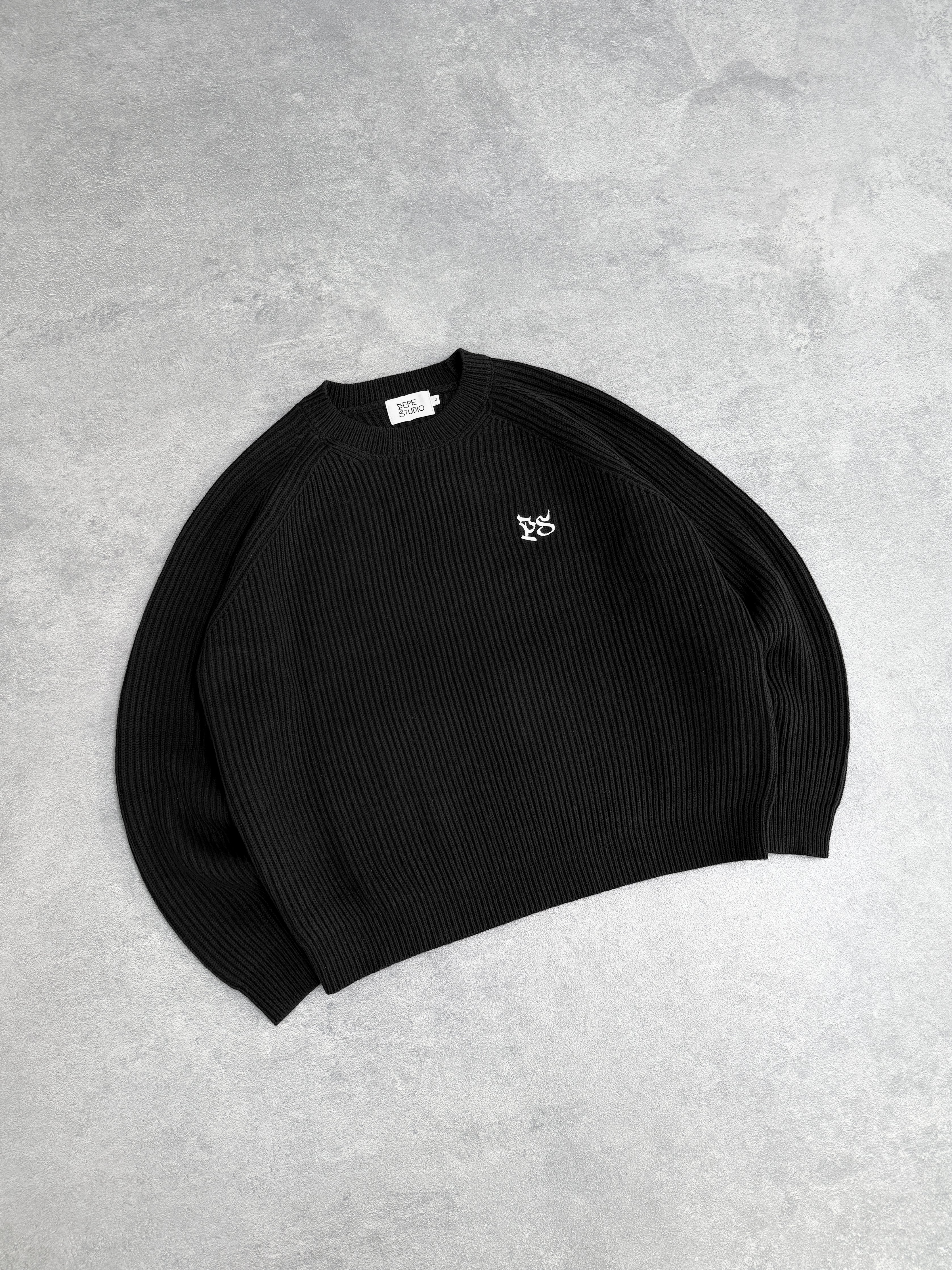 The Obsidian Knit - Image 4